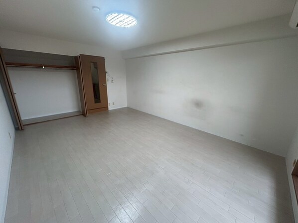 ヴィラ・ソレイユの物件内観写真